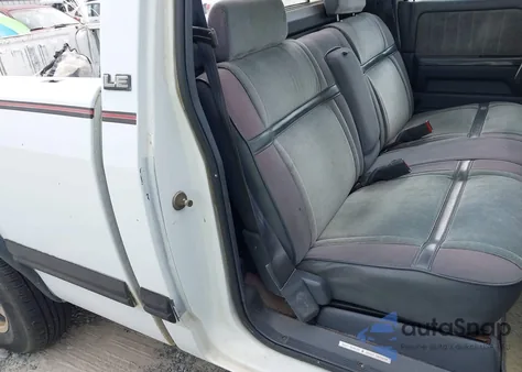 1993 Dodge Dakota из США, поврежденный, VIN 1B7FL26X8PS102811